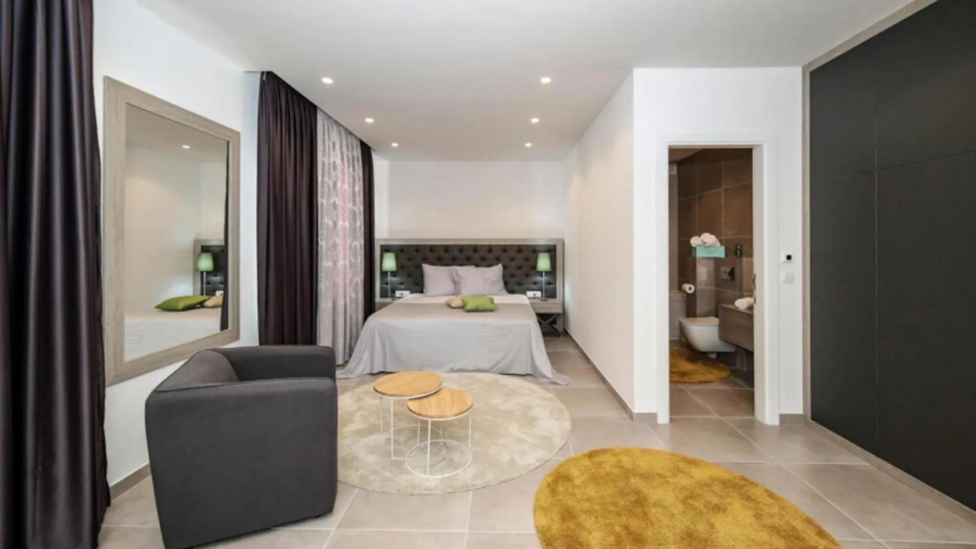 Villa Trogir Palazio A Spectacular 7 Bedroom Villa 90 Metres To The Sea And Promenade
